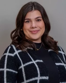 Headshot of Abby Sagasser, MA, IMFT